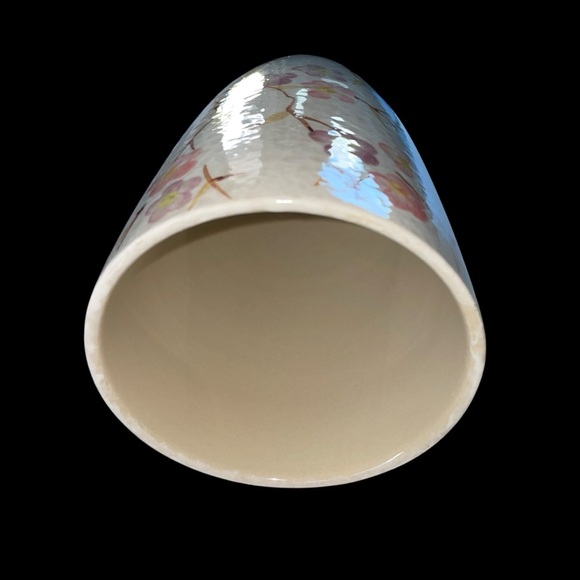 Classic Floral Ceramic Vase – White with Pink & Purple Blossoms - Picture 8 of 14